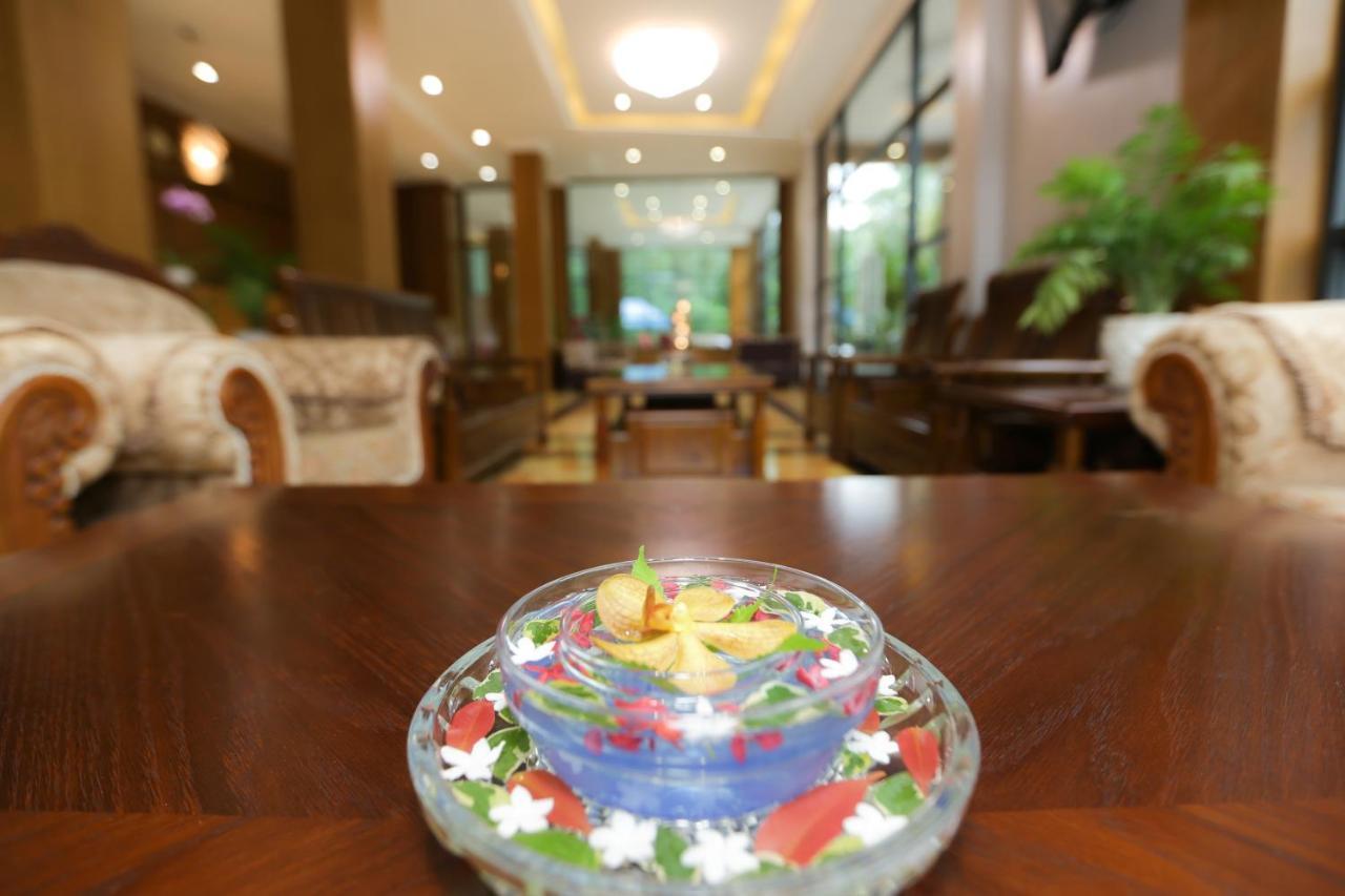 仰光大花园酒店 外观 照片